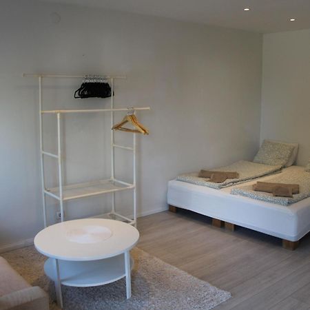 Cozy City Stay Steps From The Beach & Transit Abbekas Ngoại thất bức ảnh